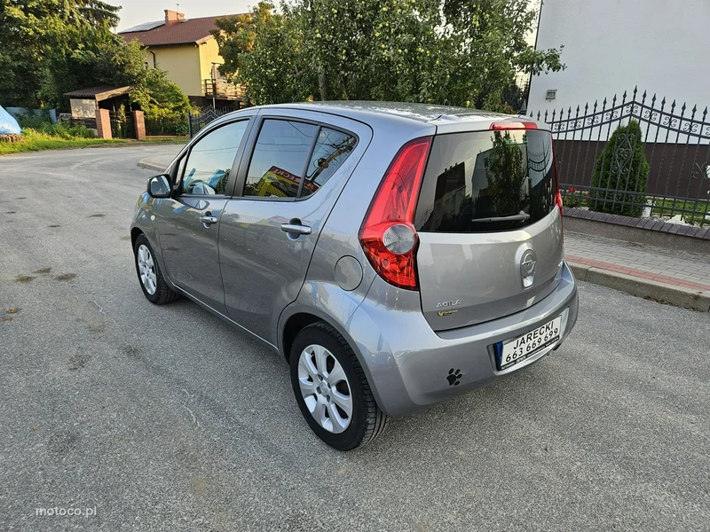 Opel Agila 4