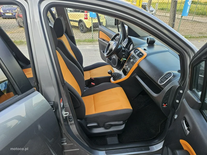 Opel Agila 10