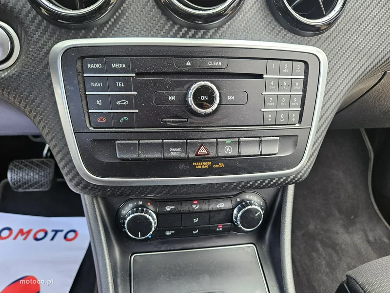 Mercedes-Benz GLA X156 GLA 180 20