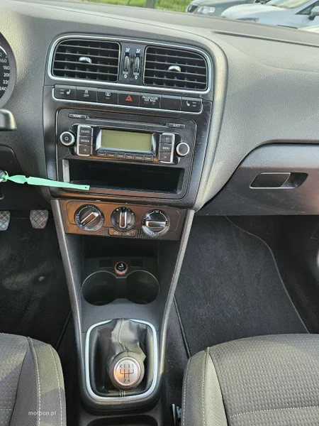 Volkswagen Polo V 6R 15