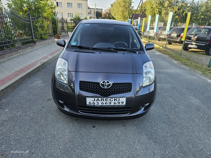 Toyota Yaris XP90 2
