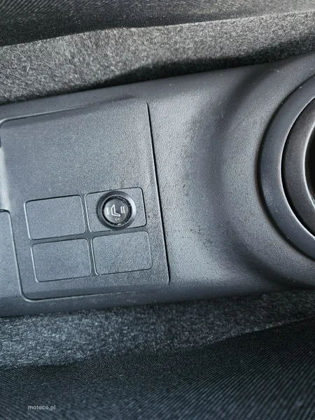 Toyota Yaris XP90 17