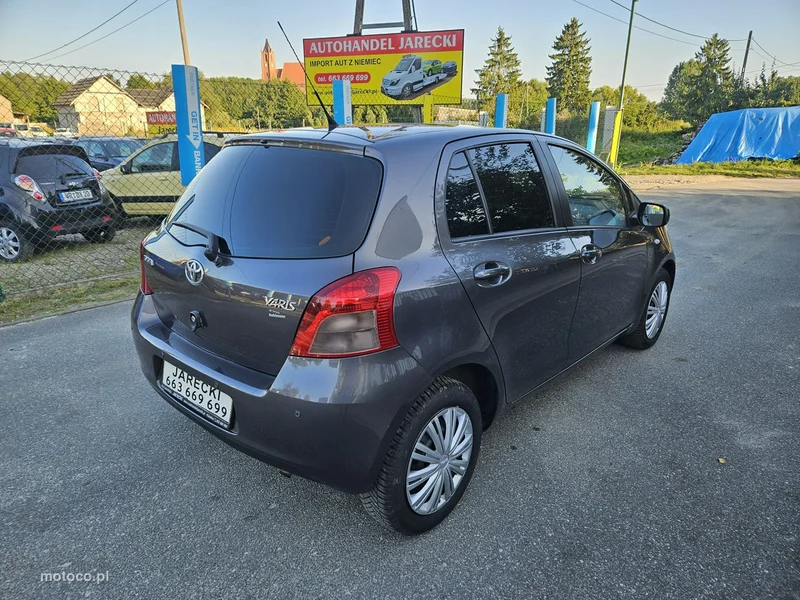 Toyota Yaris XP90 4