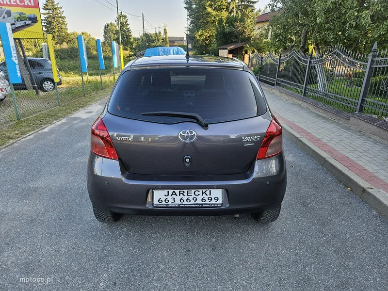 Toyota Yaris XP90 5