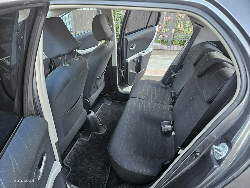 Toyota Yaris XP90 9