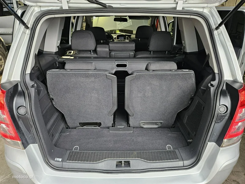 Opel Zafira B 20