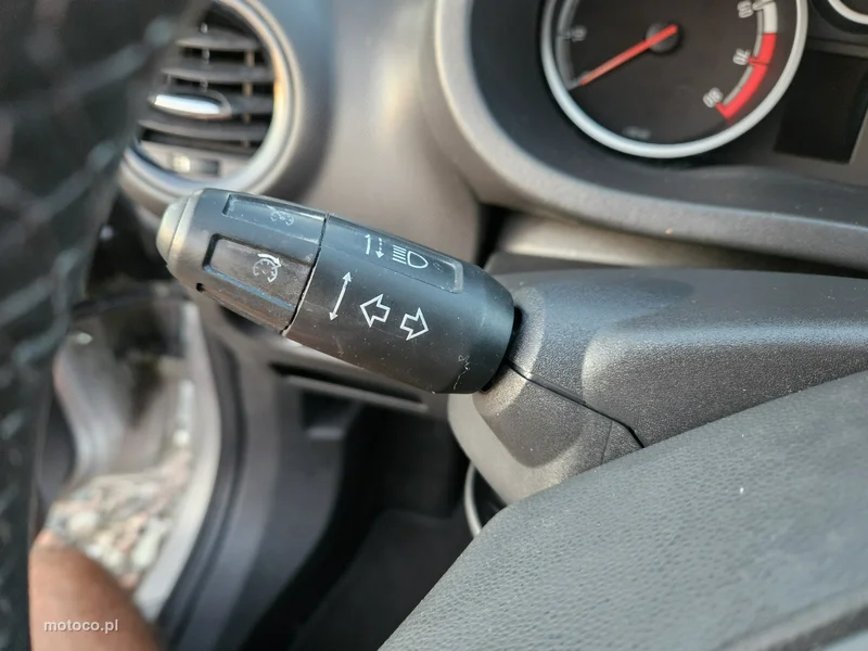Opel Corsa D 16