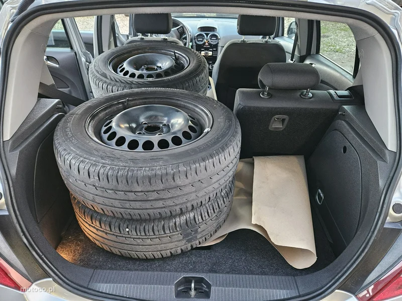 Opel Corsa D 21