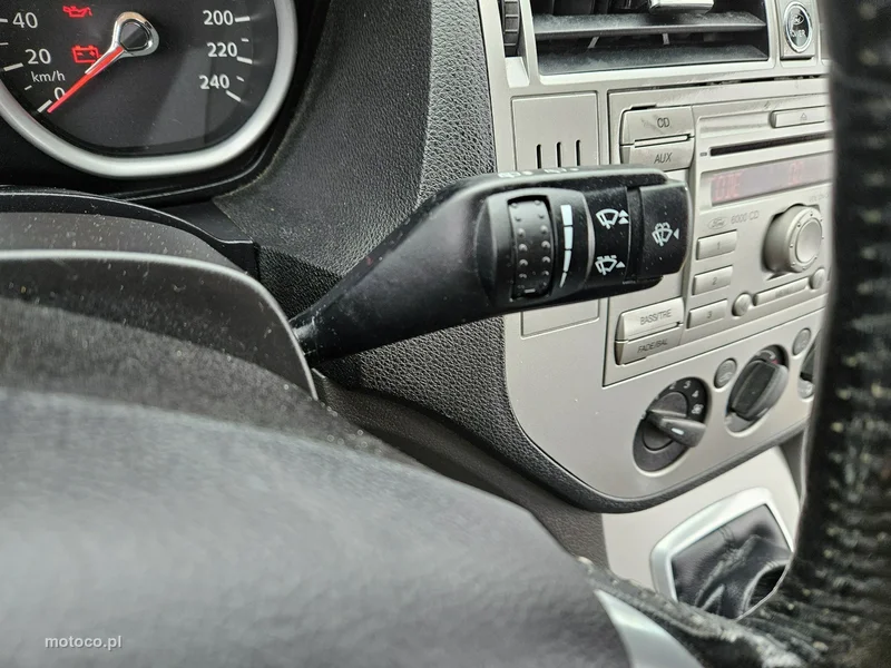 Ford Kuga I 15