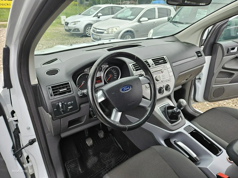 Ford Kuga I 8