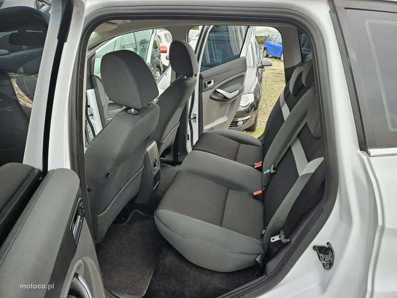 Ford Kuga I 9