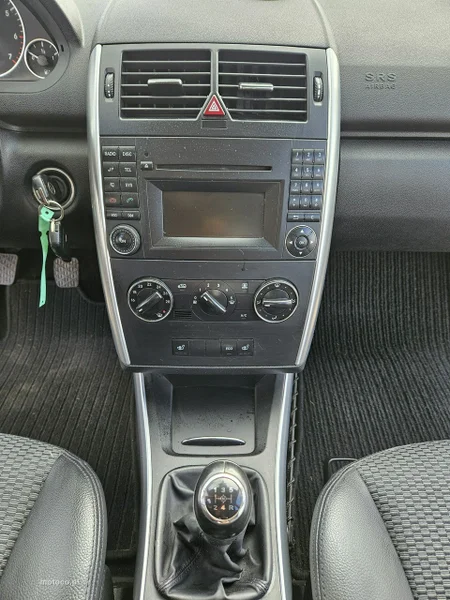 Mercedes-Benz Klasa A W169 A 160 16