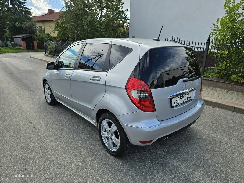 Mercedes-Benz Klasa A W169 A 160 6
