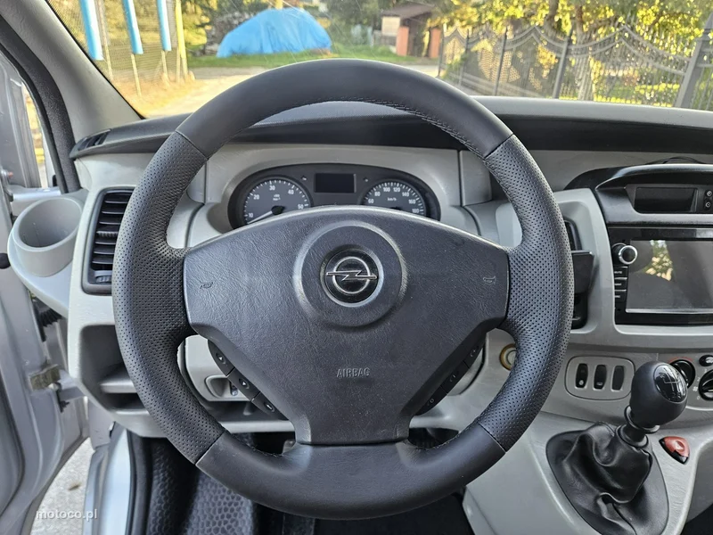 Opel Vivaro 14