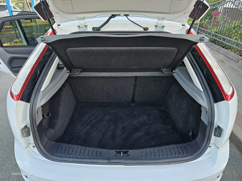 Ford Focus II 18