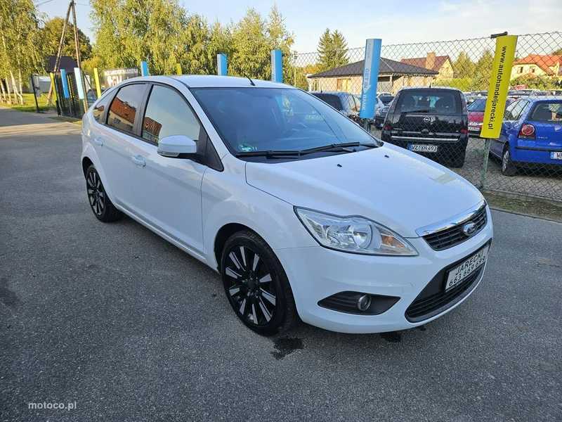Ford Focus II 3