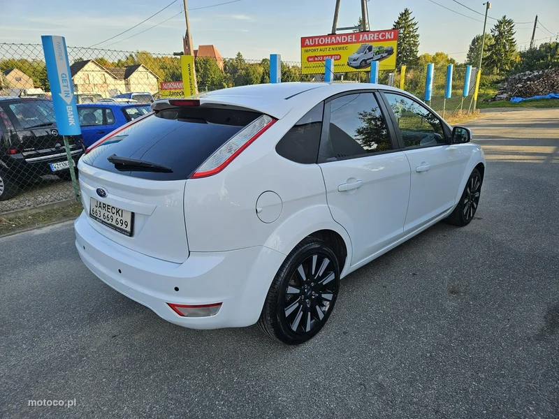 Ford Focus II 4
