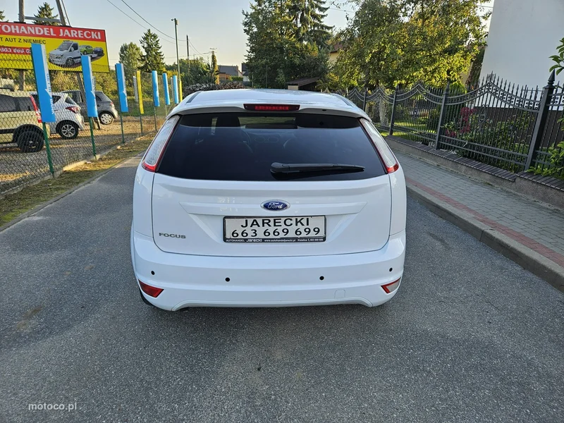 Ford Focus II 5