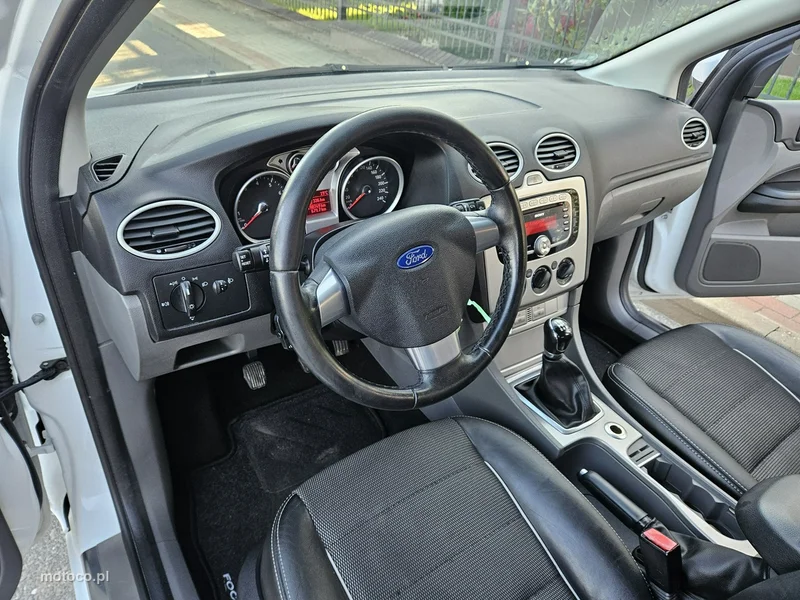 Ford Focus II 8