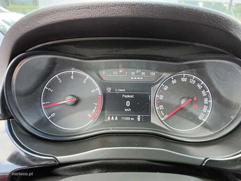 Opel Corsa E 24