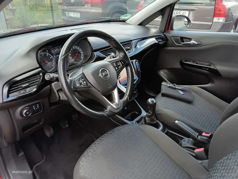 Opel Corsa E 9
