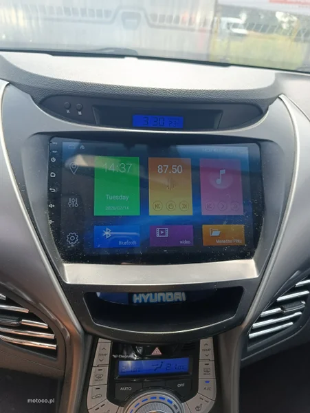 Hyundai Elantra 14