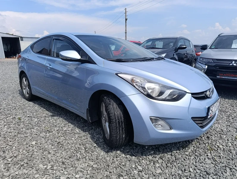 Hyundai Elantra 7