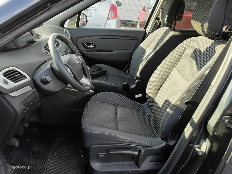 Renault Scenic III 13