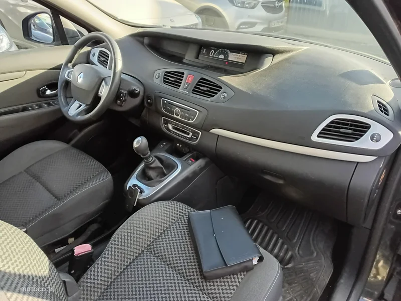 Renault Scenic III 8