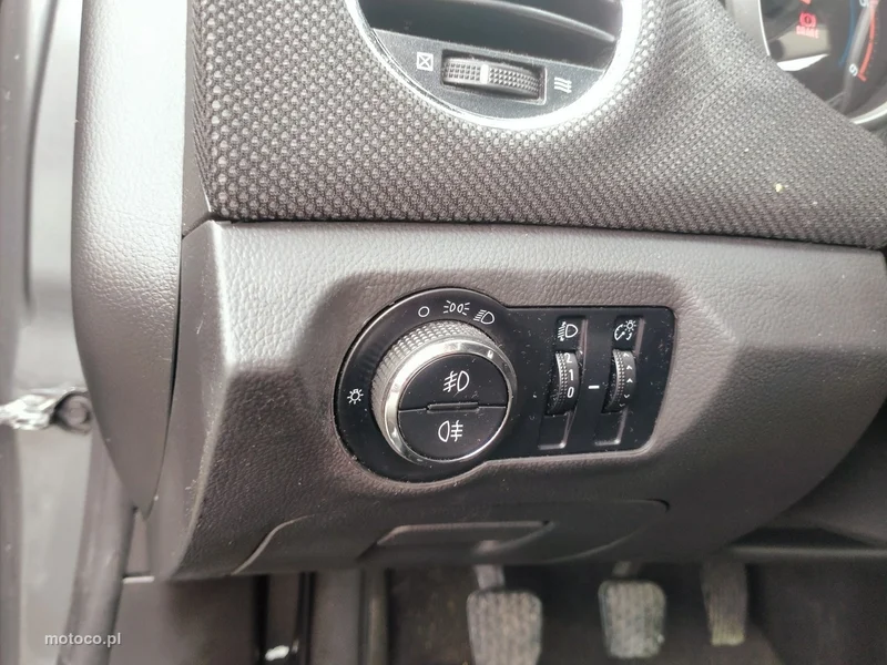 Chevrolet Cruze 13