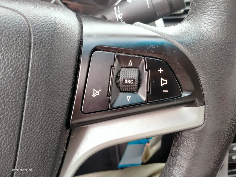 Chevrolet Cruze 22