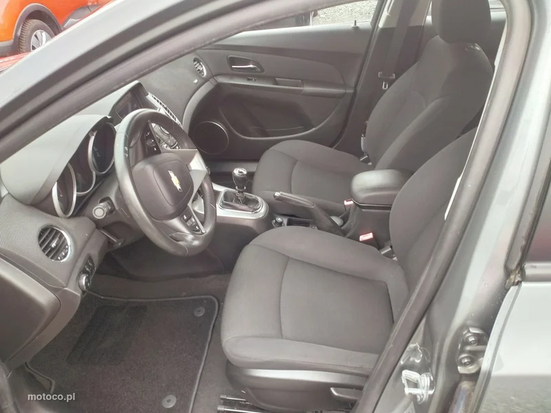 Chevrolet Cruze 9