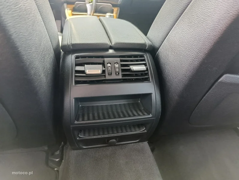 BMW Seria 5 F10 530 14