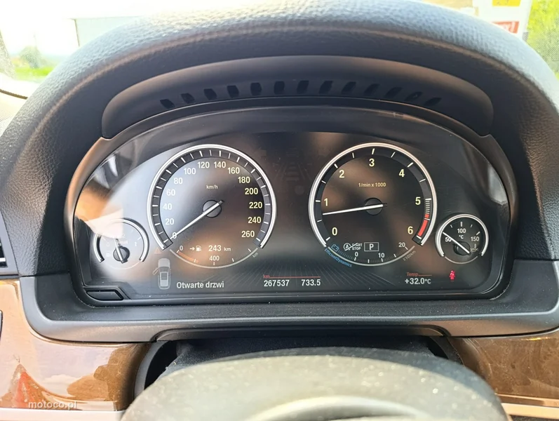 BMW Seria 5 F10 530 16