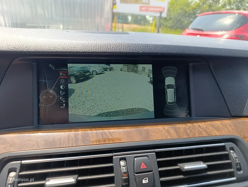 BMW Seria 5 F10 530 17