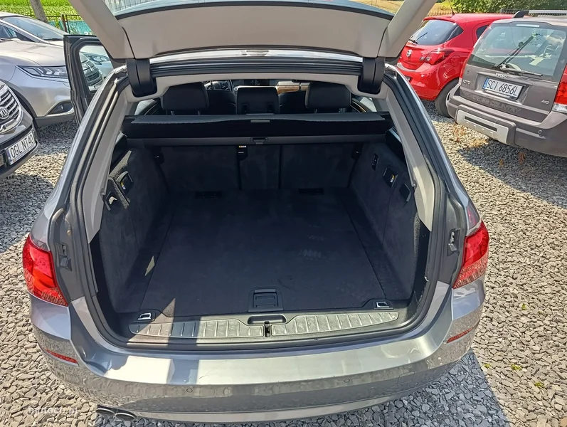 BMW Seria 5 F10 530 28