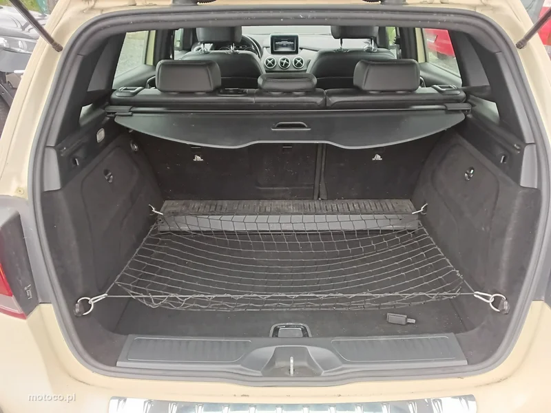 Mercedes-Benz Klasa B W246 B 180 33