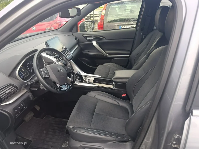 Mitsubishi Eclipse Cross 12