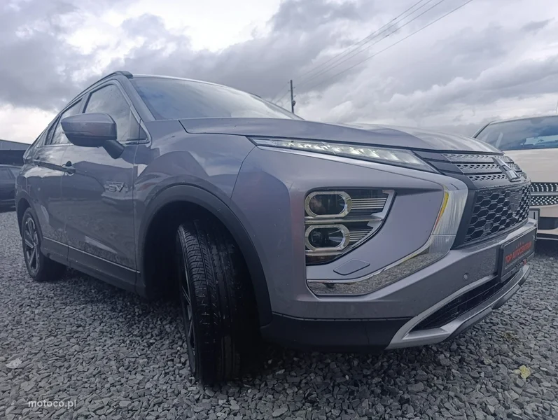 Mitsubishi Eclipse Cross 10