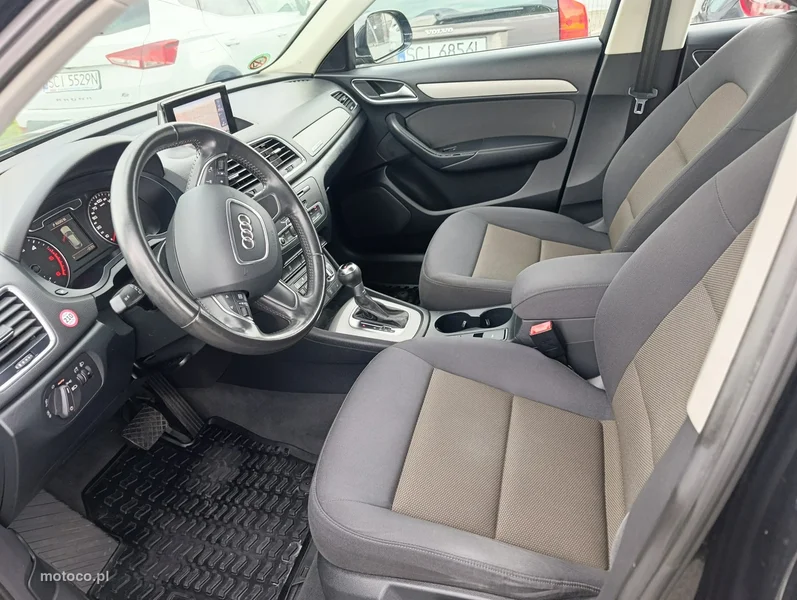 Audi Q3 8U 11