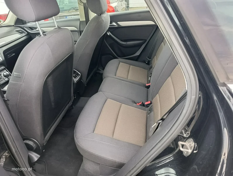 Audi Q3 8U 12