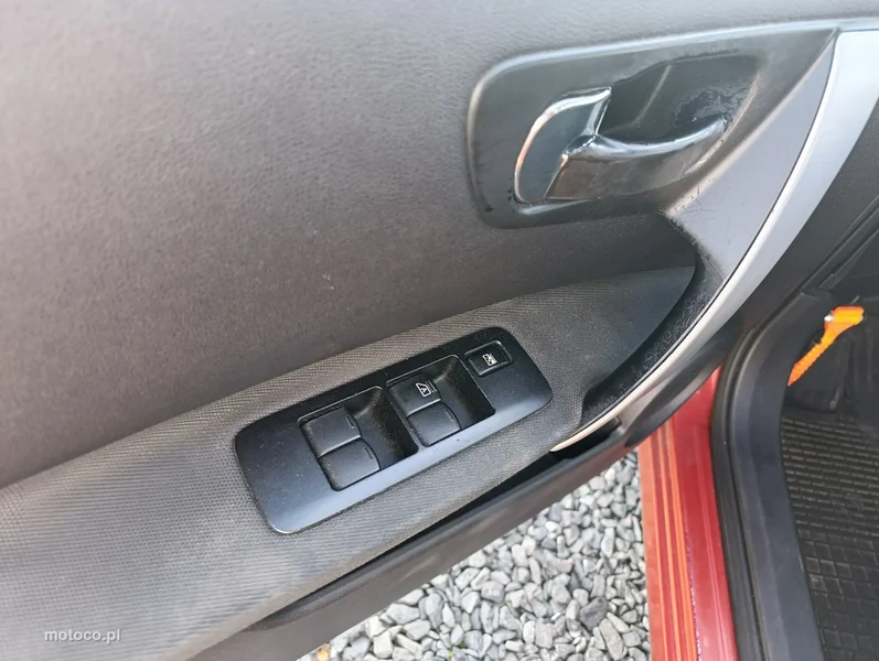 Nissan Qashqai 10