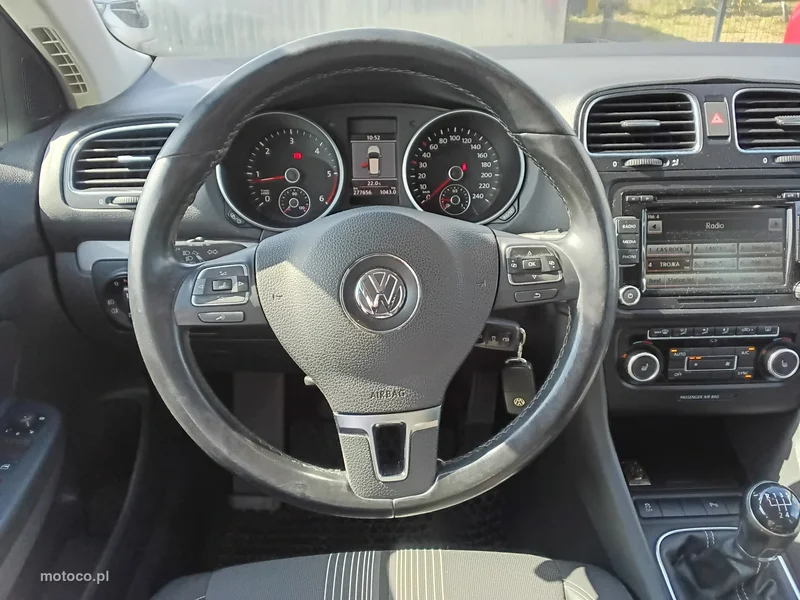 Volkswagen Golf V 25
