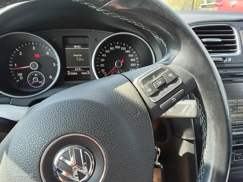 Volkswagen Golf V 26