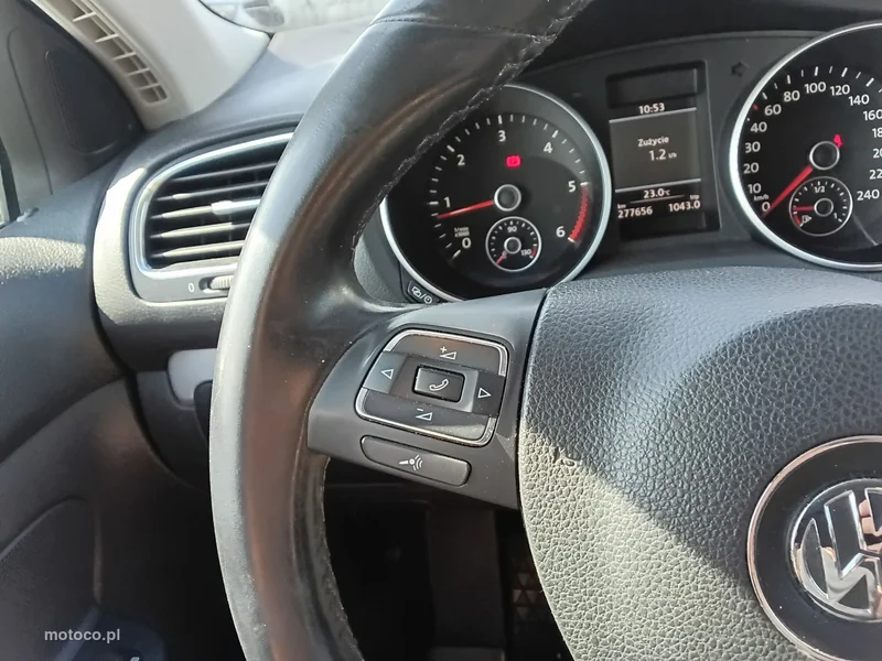 Volkswagen Golf V 28