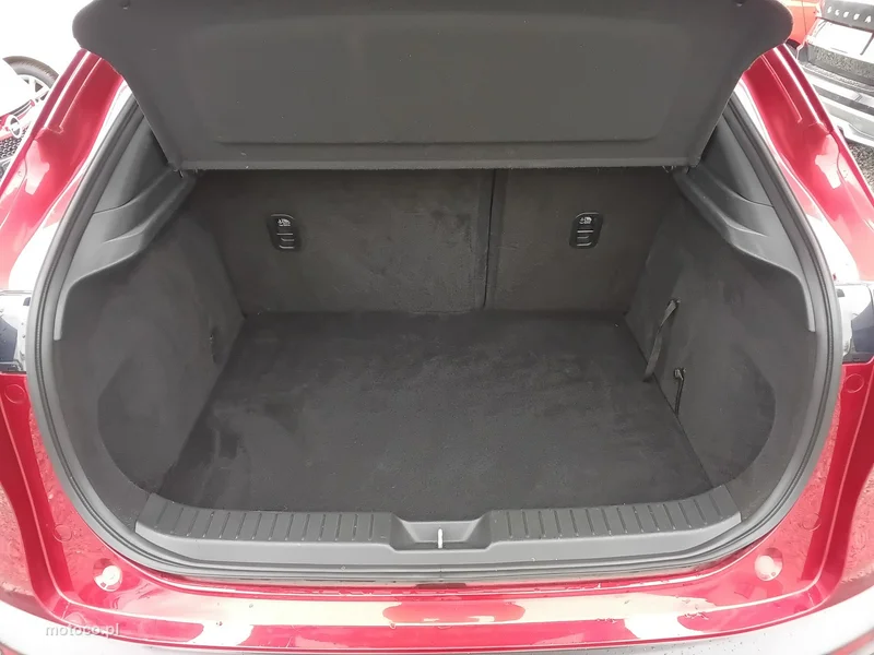 Mazda CX-30 32