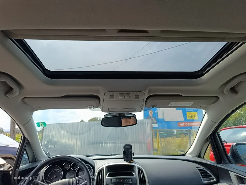 Opel Astra J 13