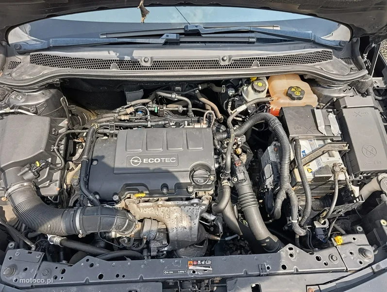 Opel Astra J 19