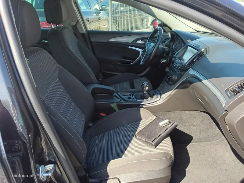 Opel Insignia A 12