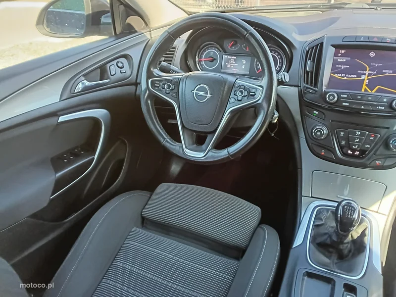 Opel Insignia A 15